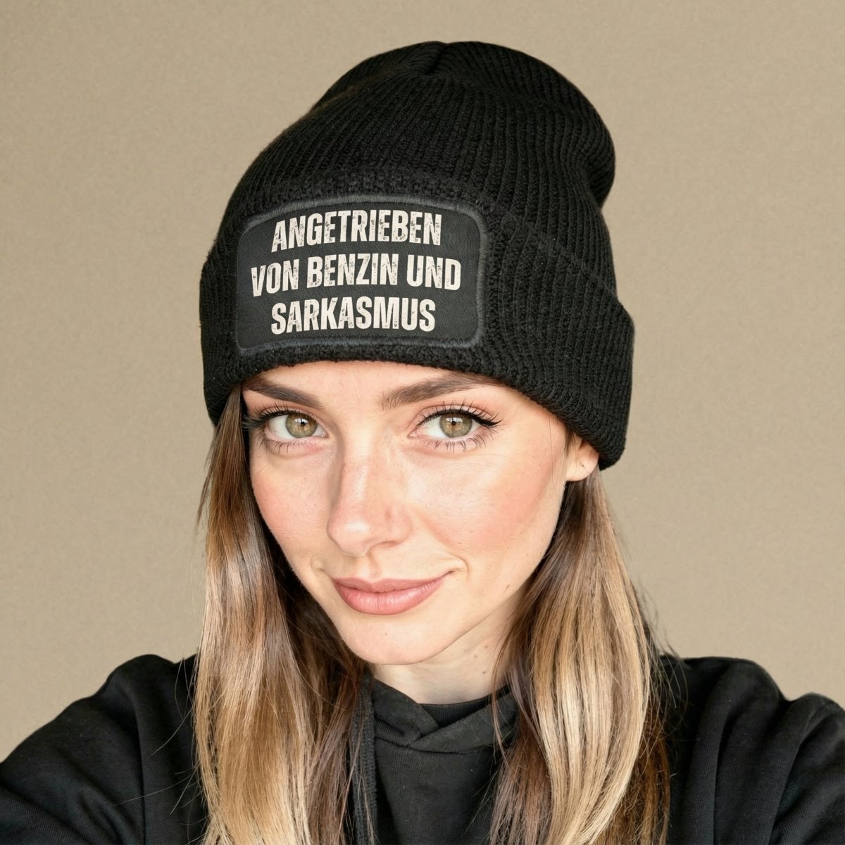 Angetrieben Beanie - Car Rebels