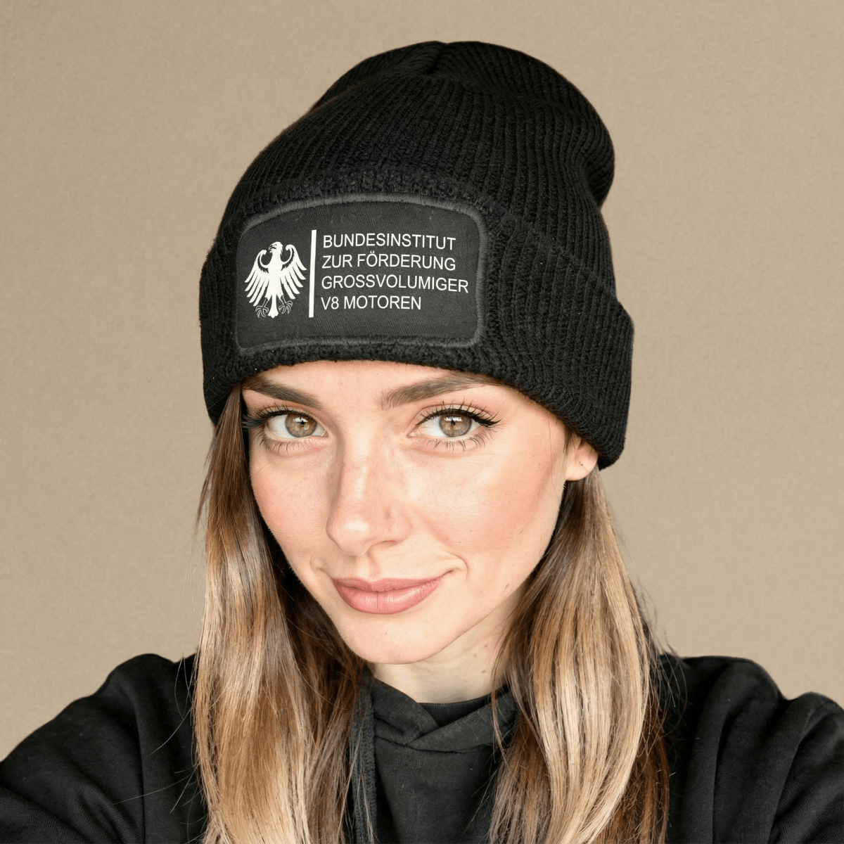 Bundesinstitut V8 Beanie - Car Rebels