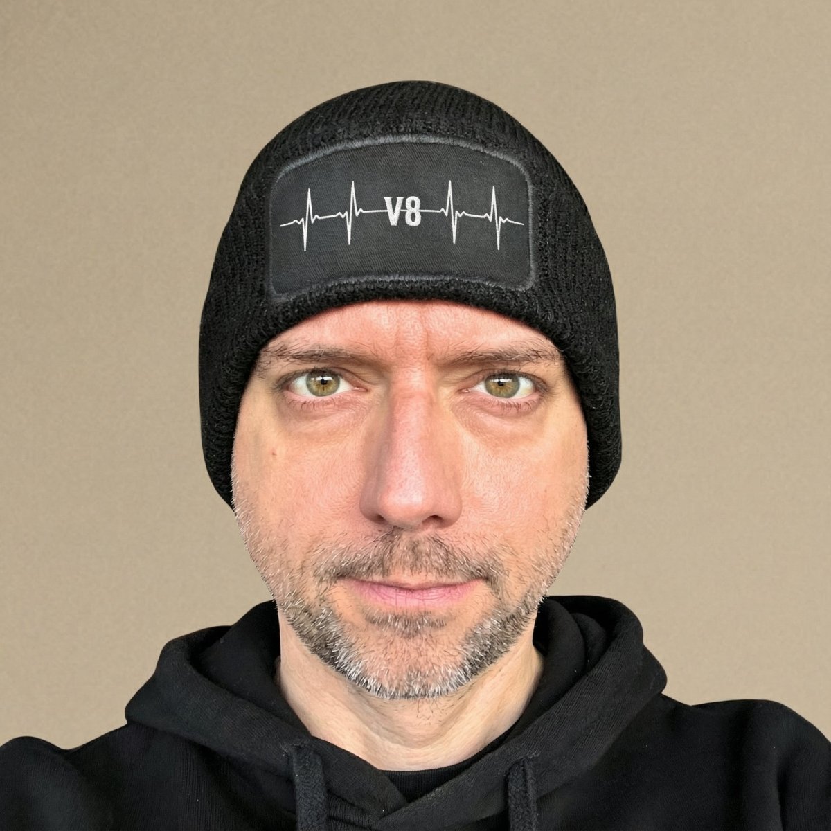 Herzschlag V8 Beanie - Car Rebels