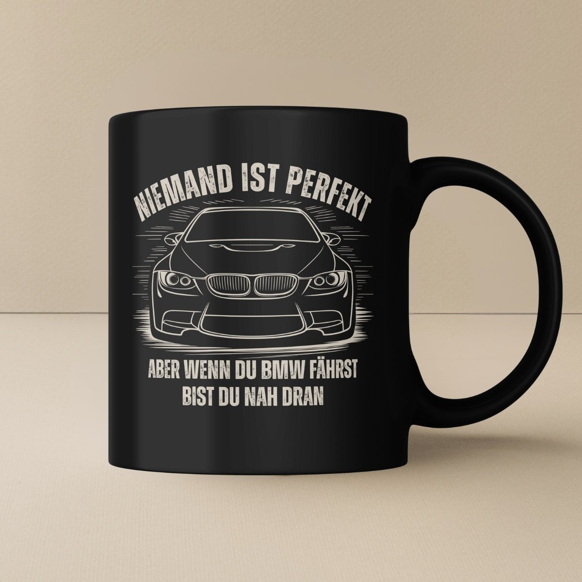 Niemand ist perfekt BMW eXX Tasse - Car Rebels