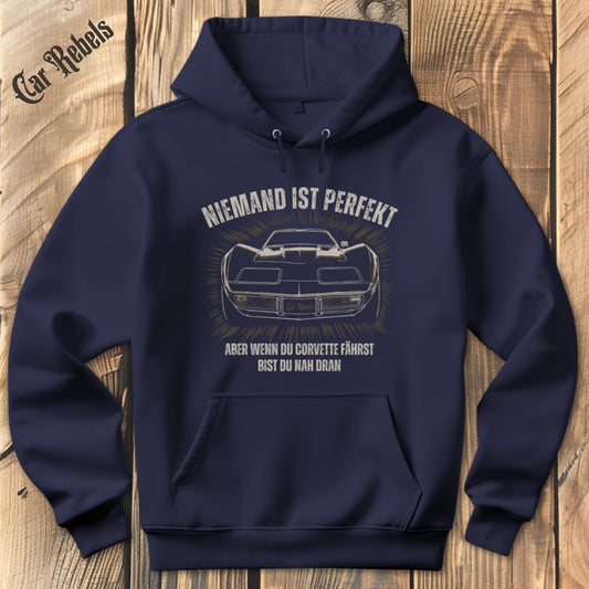 Niemand ist perfekt Corvette C3 Hoodie - Car Rebels