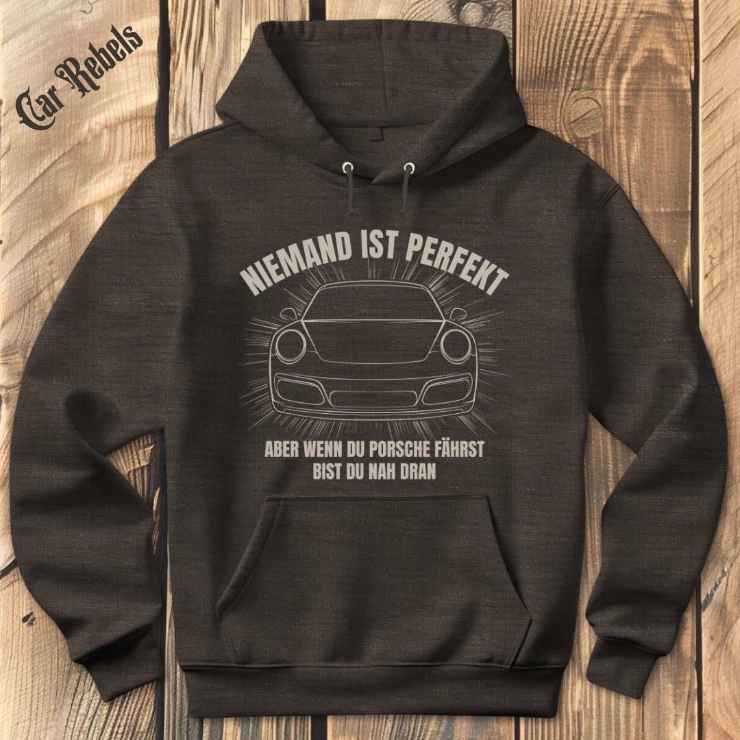 Niemand ist perfekt Porsche Hoodie - Car Rebels