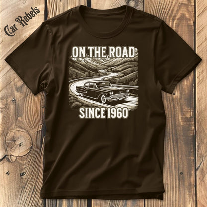 On the road 60 Geburtstags T-Shirt - Car Rebels