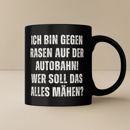 Rasen auf der Autobahn Tasse - Car Rebels