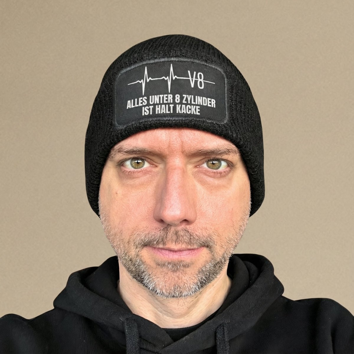 Unter 8 Zylinder ist kacke Beanie - Car Rebels